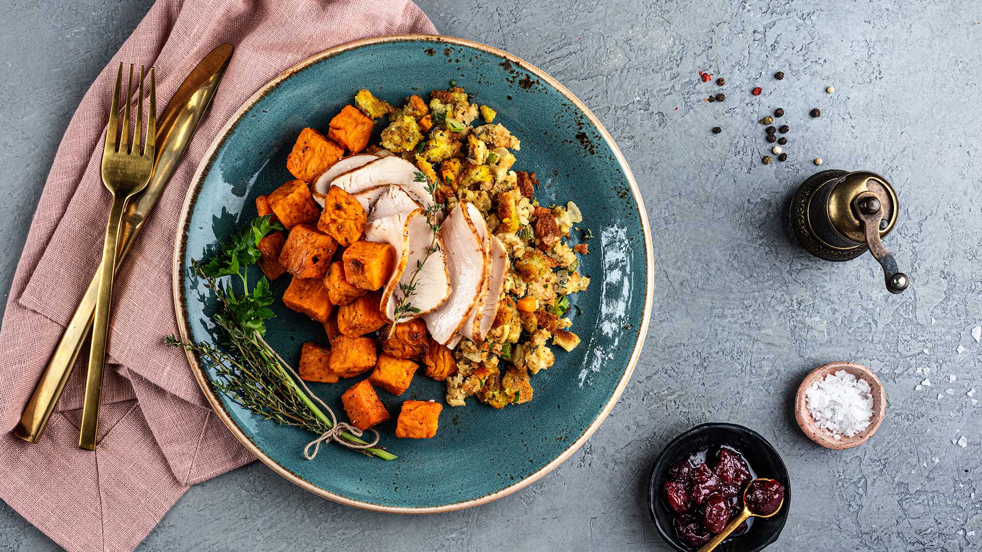 thanksgiving dinner on a plate